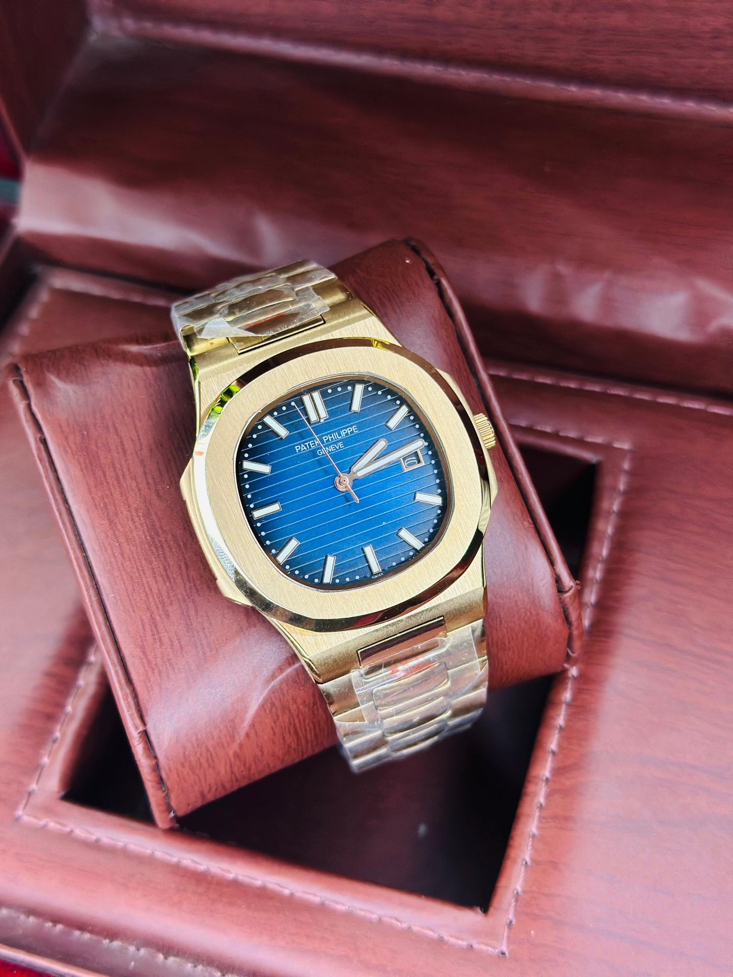 Patek Philippe Genève – Rose Gold Master Copy Automatic With Original Box