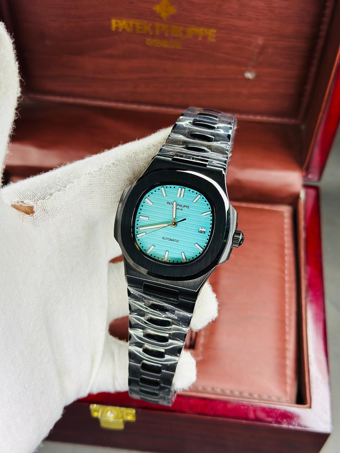 Patek Philippe Genève Black Edition – Automatic Master Copy With Original Box