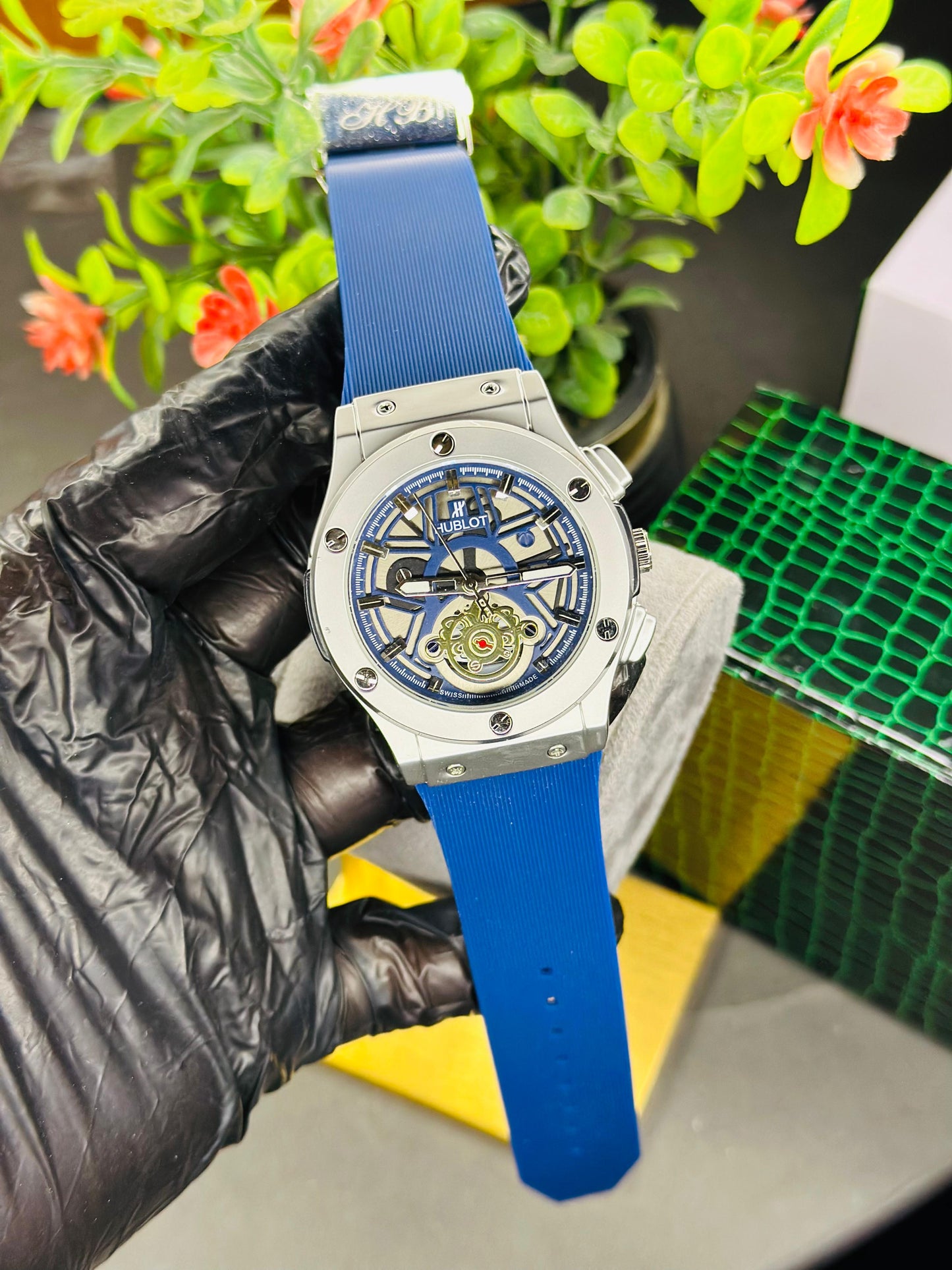 HUBLOT LEATHER STRIPS WATCH