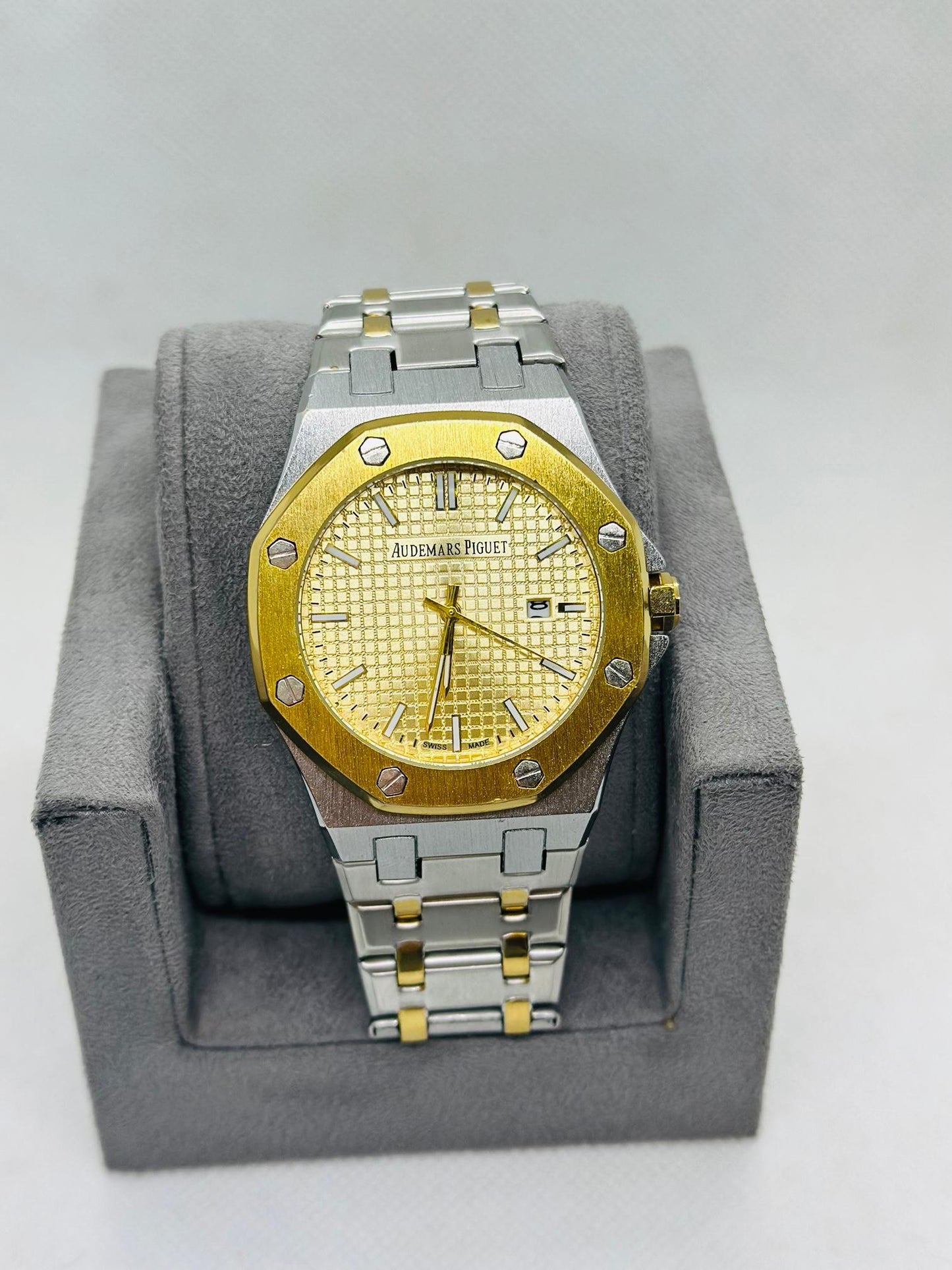 AP (Audemars Piguet) Watch
